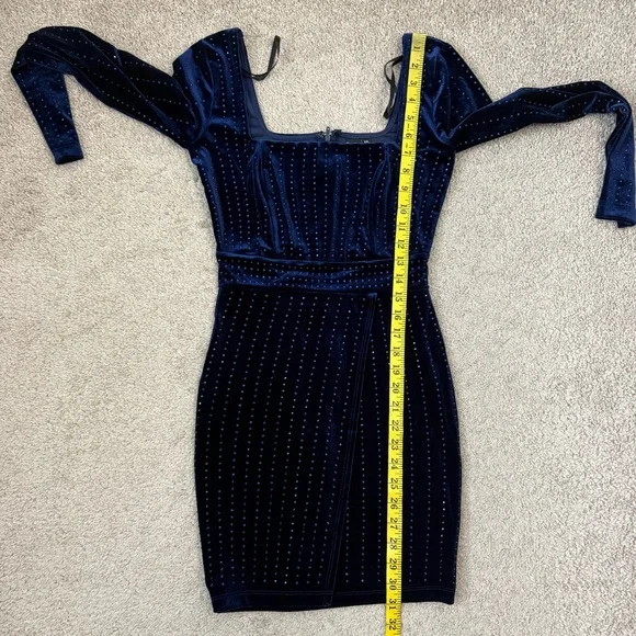 Windsor Katrina Long Sleeve Rhinestone Velvet Dress Midnight Blue XS - Picture 10 of 10